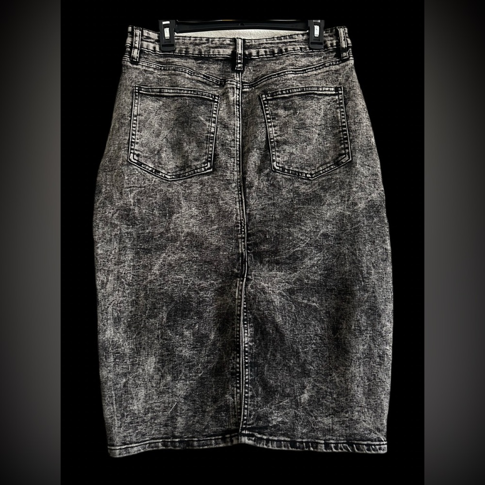 FASHIONOVA | Sakura Cargo Denim Midi Skirt - Black/combo - Picture 6 of 9